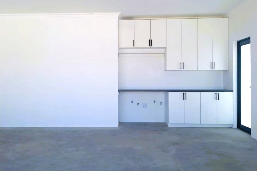 3 Bedroom Property for Sale in Sandy Point Western Cape